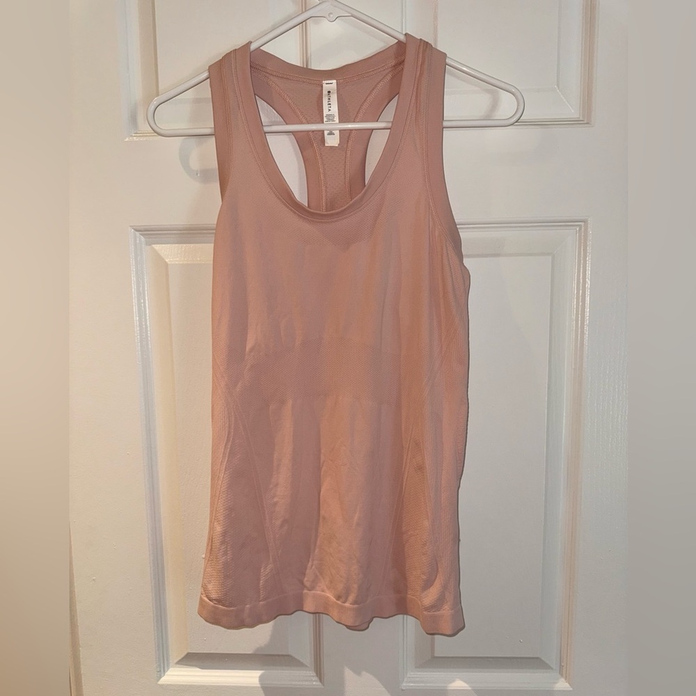 NWOT Athleta Seamless Tank Top Momentum Light Pink Breathable Anti-Chafe S - Picture 2 of 8
